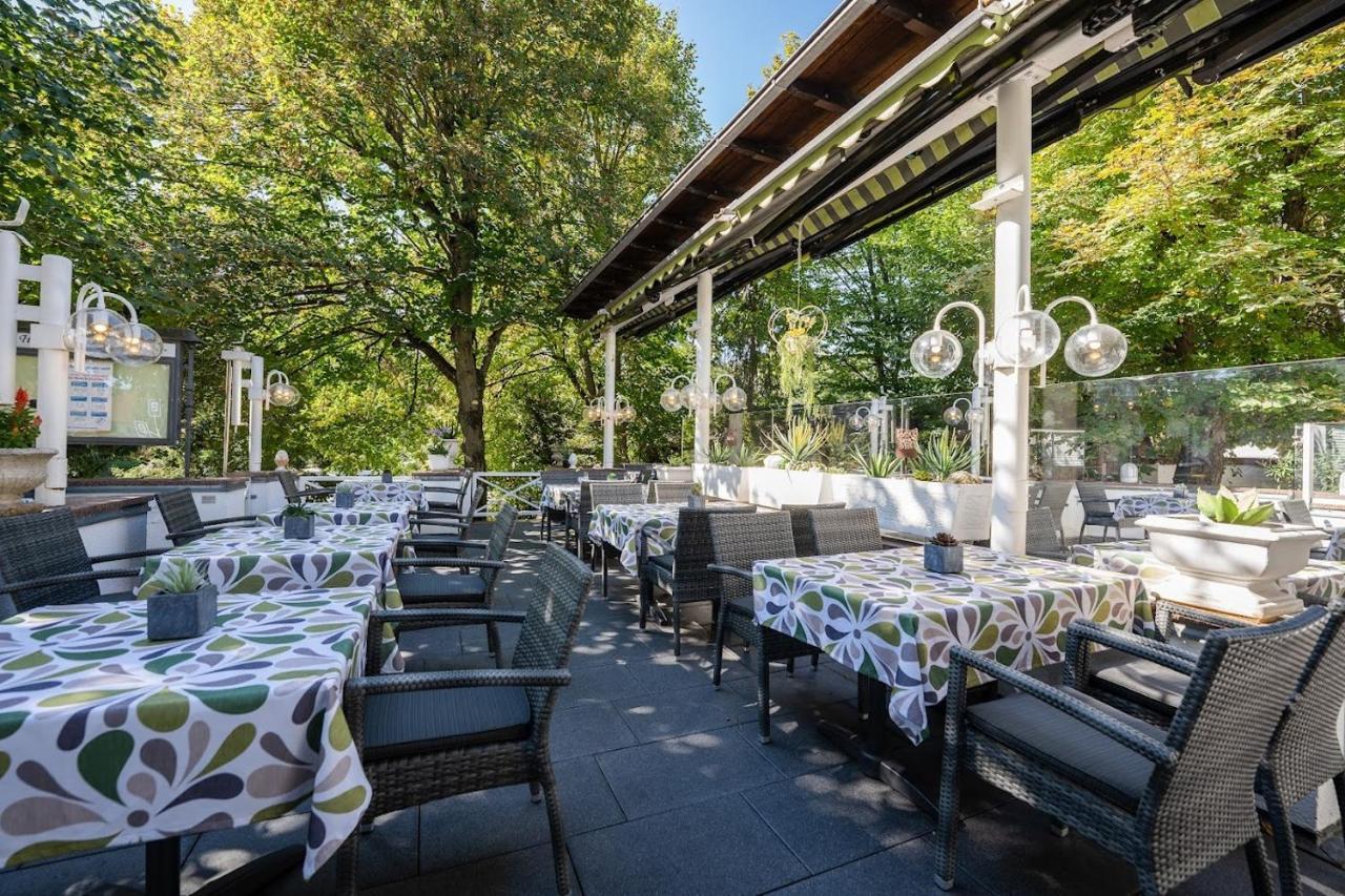 Landgasthof Adler Breisach エクステリア 写真